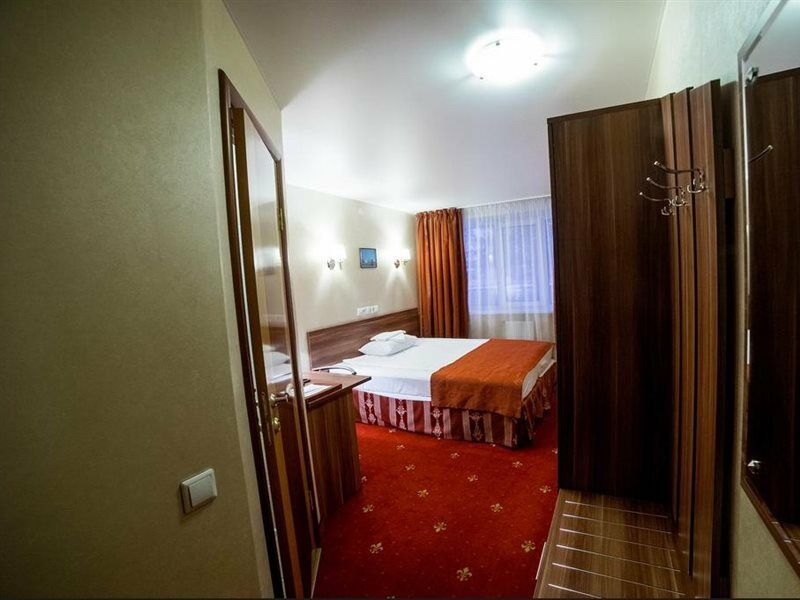 Amaks Vizit Hotel Gomel Dış mekan fotoğraf